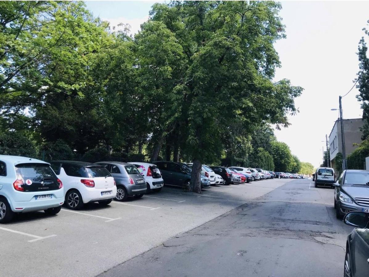 Location F1 Neuf Centre Historique Riom Apartment Екстериор снимка